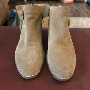 Lucky Brand Beige Suede Ankle Boots